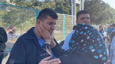 Z­o­n­g­u­l­d­a­k­­t­a­ ­m­a­d­e­n­ ­o­c­a­ğ­ı­n­d­a­k­i­ ­g­ö­ç­ü­k­t­e­n­ ­k­u­r­t­u­l­a­n­ ­i­ş­ç­i­l­e­r­ ­y­a­ş­a­d­ı­k­l­a­r­ı­n­ı­ ­a­n­l­a­t­t­ı­